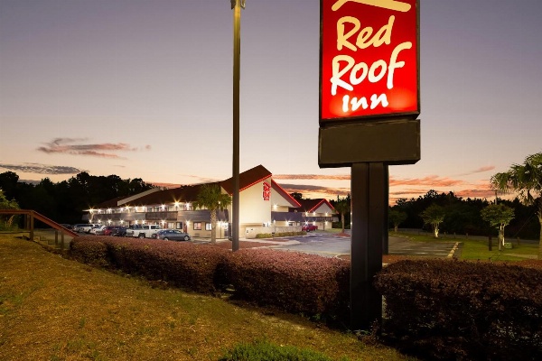 Red Roof Inn Columbia East - Fort Jackson image 7